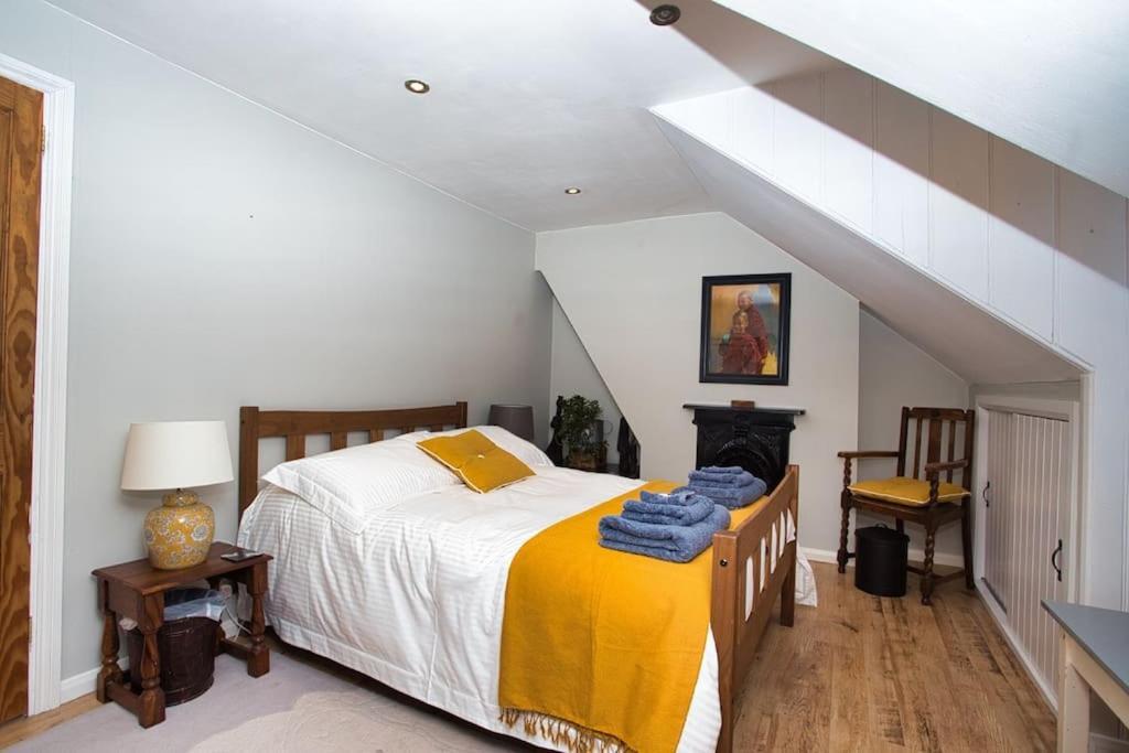 Restful And Cosy 4 Bed Home Minutes From The Beach Sandgate Zewnętrze zdjęcie