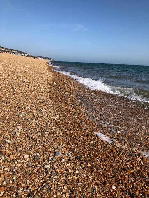 Restful And Cosy 4 Bed Home Minutes From The Beach Sandgate Zewnętrze zdjęcie